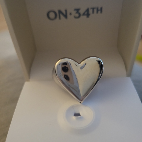 Silver Ring - Picture 3 of 3